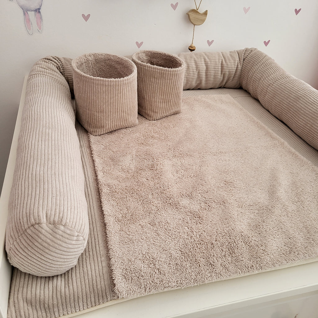 Wickelplatz-Komplettset Cord - Baby-Anmata