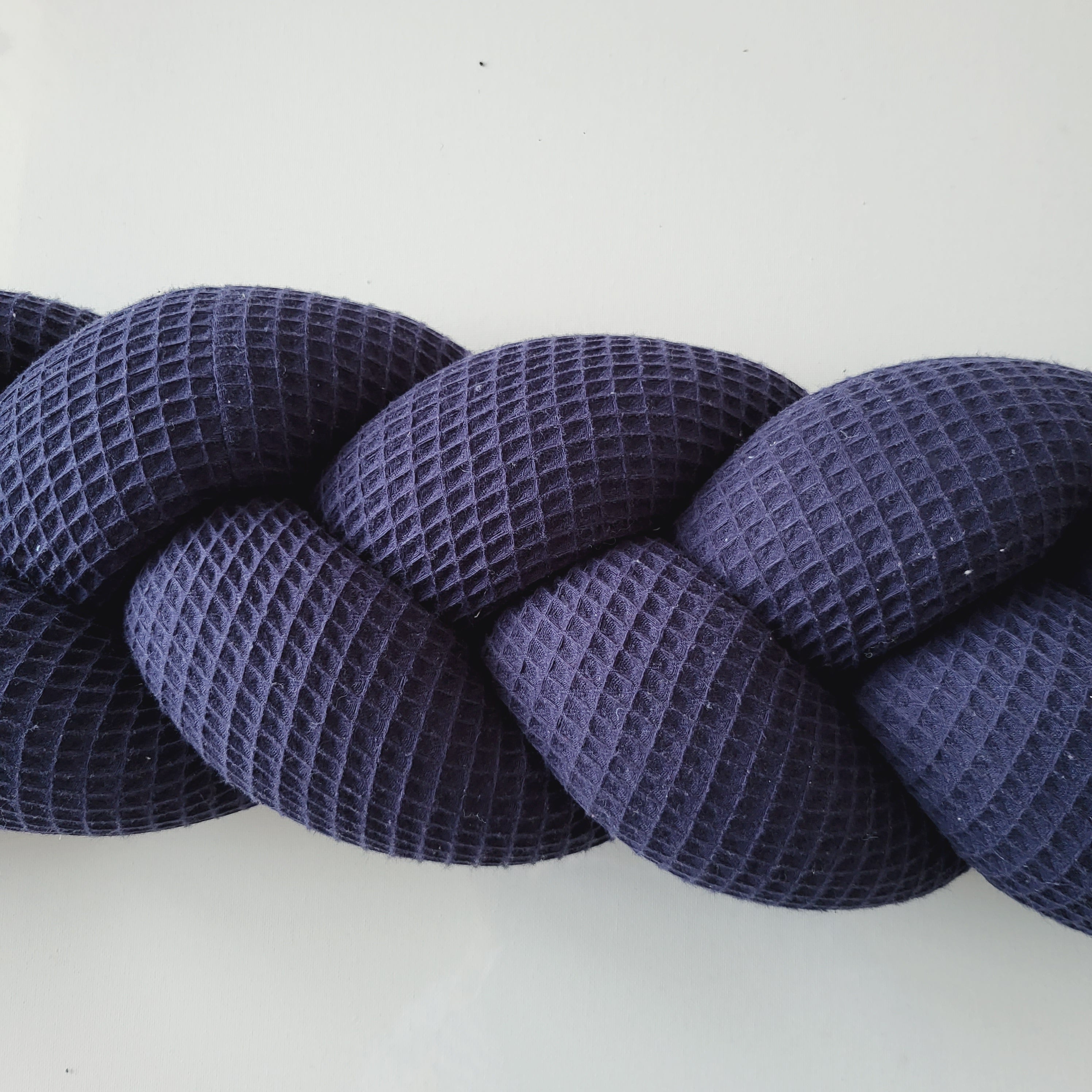 Geflochtene Bettschnecke / Bettschlange Waffelpique - Baby-Anmata