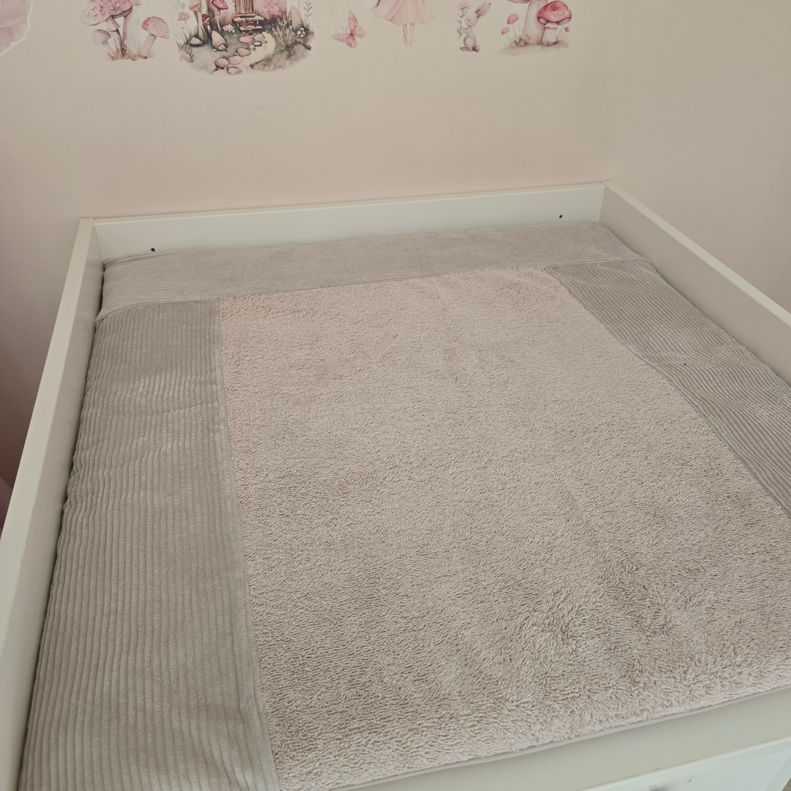 Wickelauflage mit abnehmbarem Bezug Cord - Baby-Anmata