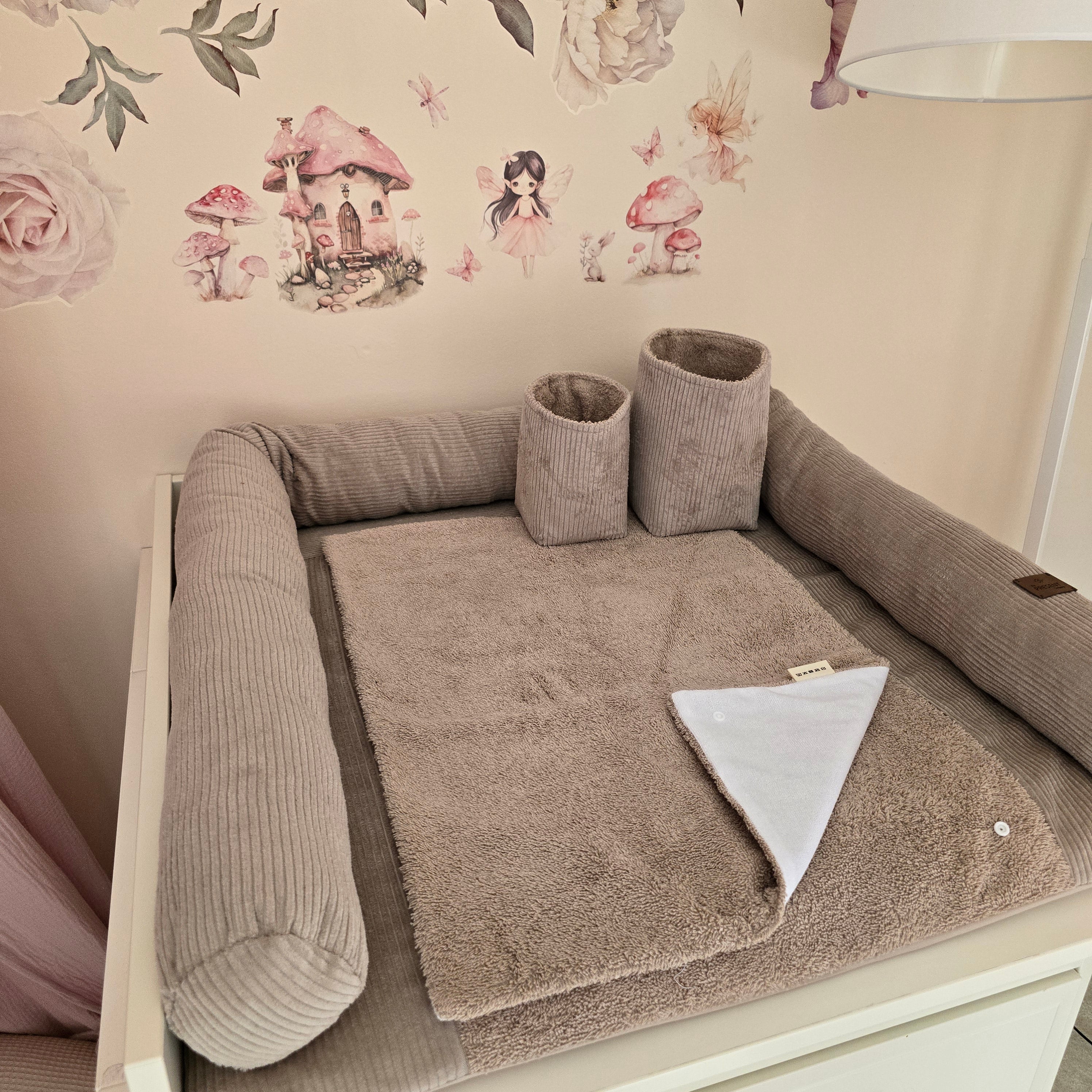 Wickelplatz-Komplettset Cord - Baby-Anmata