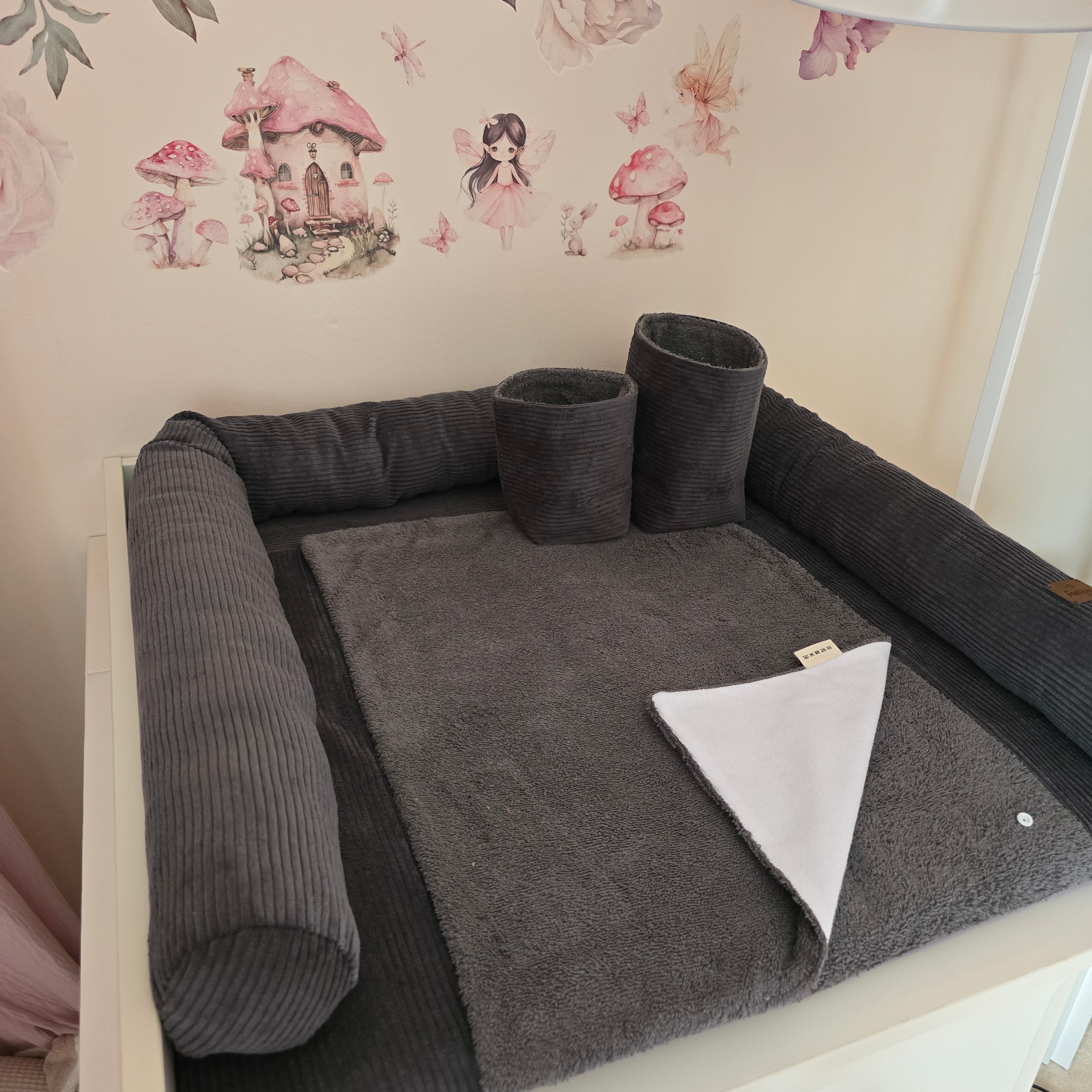 Wickelplatz-Komplettset Cord - Baby-Anmata