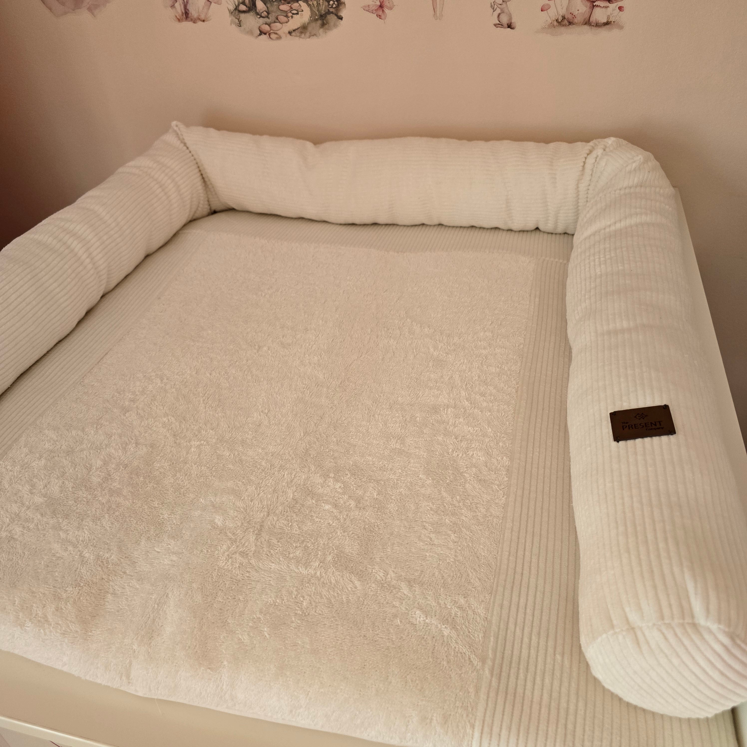 Wickeltischschlange für Wickelauflage Cord - Baby-Anmata