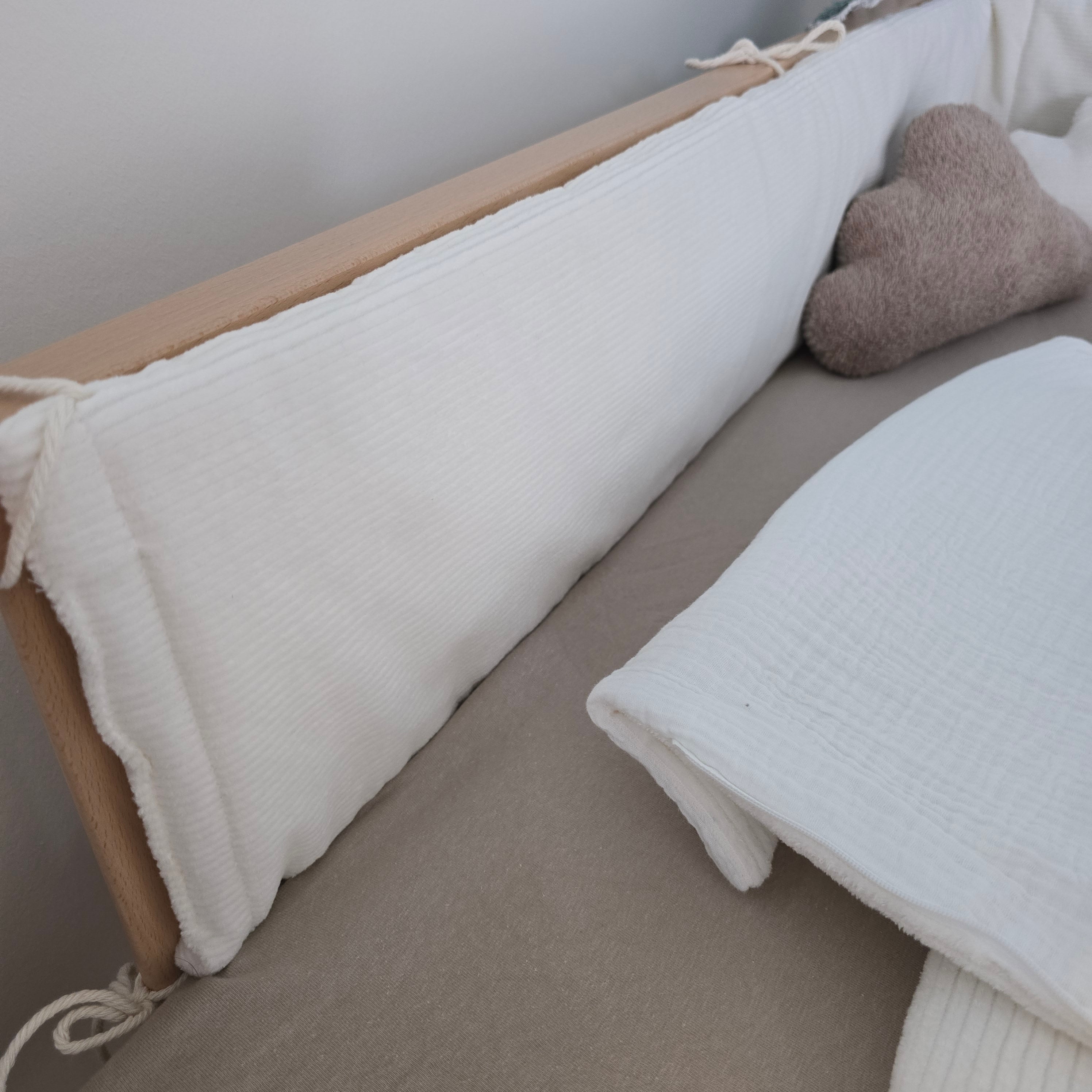 Bettumrandung Cord für Baby und Kinderbett - Baby-Anmata