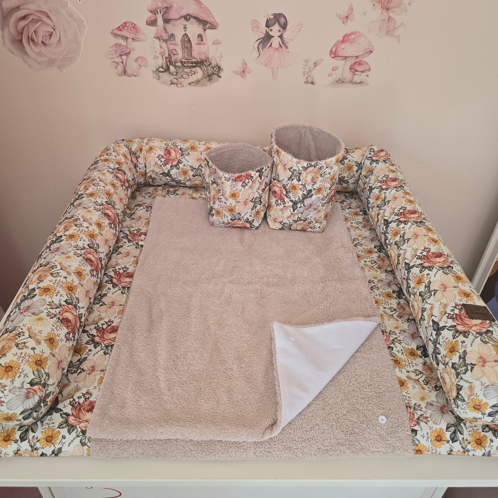 Wickelplatz-Komplettset Retroblume - Baby-Anmata