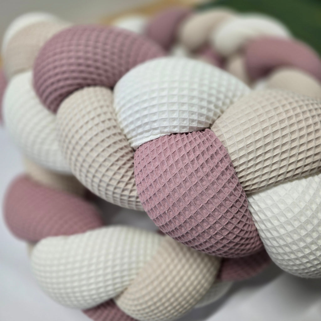 Geflochtene Bettschnecke / Bettschlange Nori - Baby-Anmata