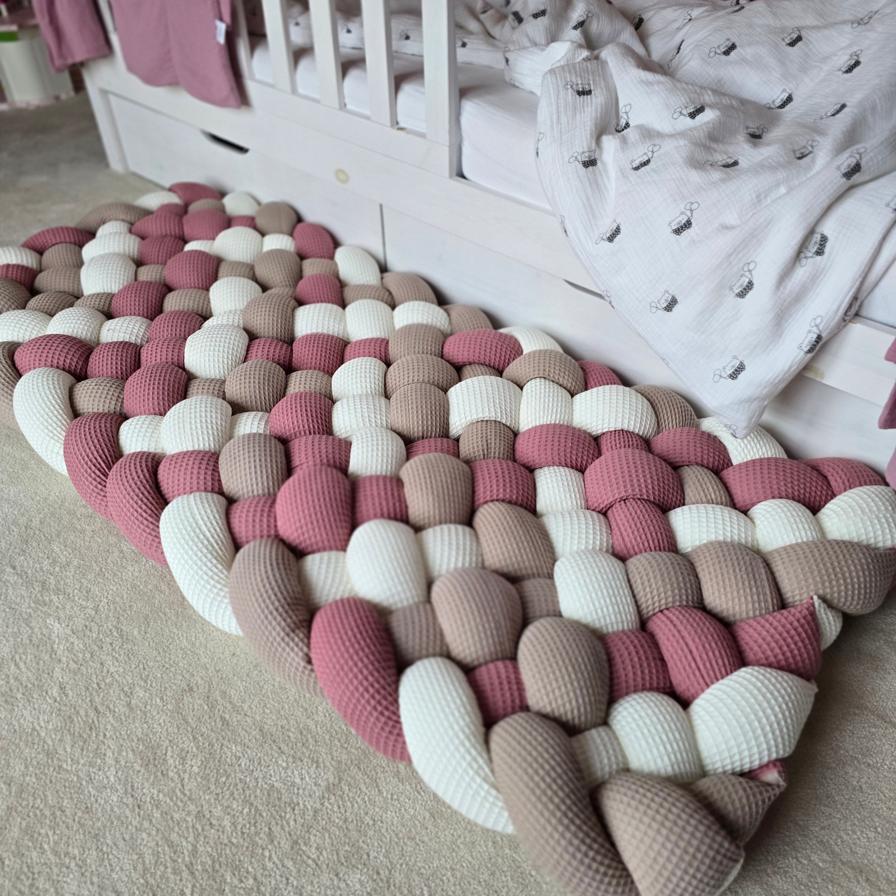 Geflochtener Teppich Selbstgestalten - Baby-Anmata