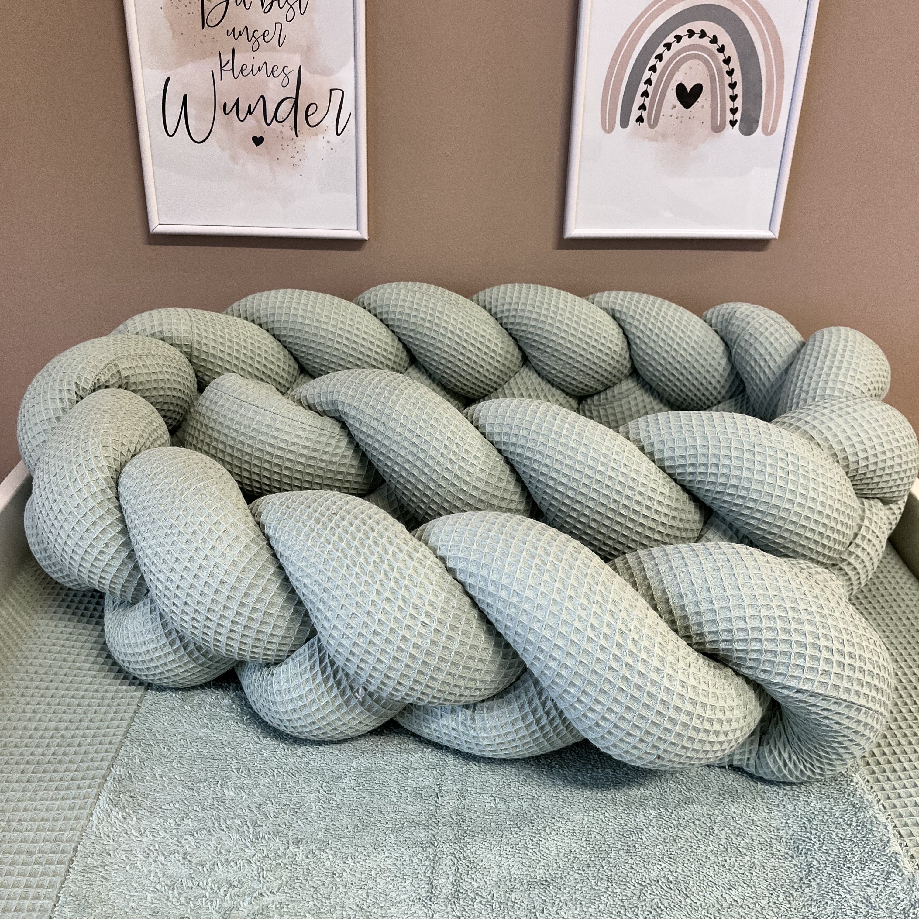 Geflochtene Bettschnecke / Bettschlange Waffelpique - Baby-Anmata