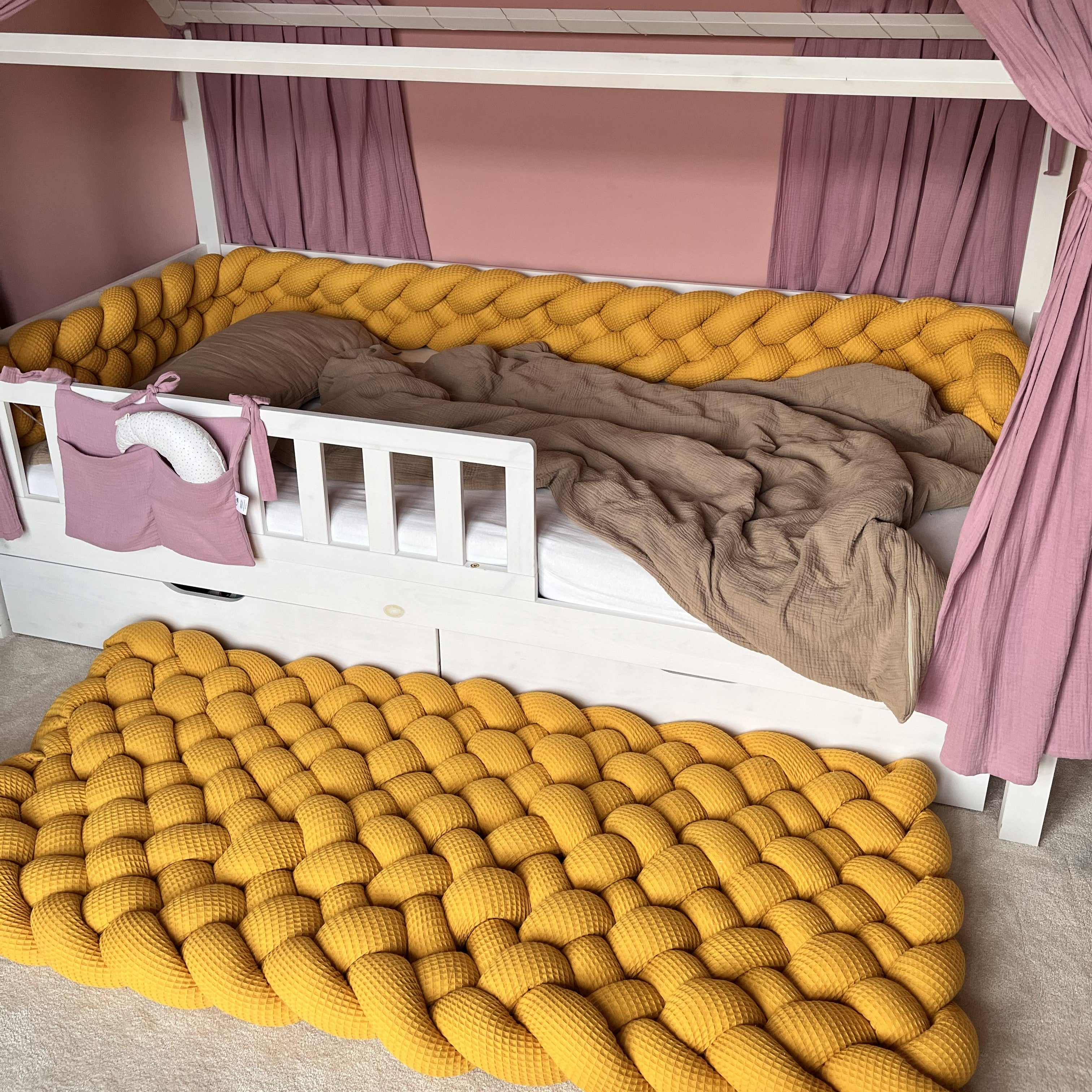 Geflochtene Bettschnecke / Bettschlange Waffelpique - Baby-Anmata