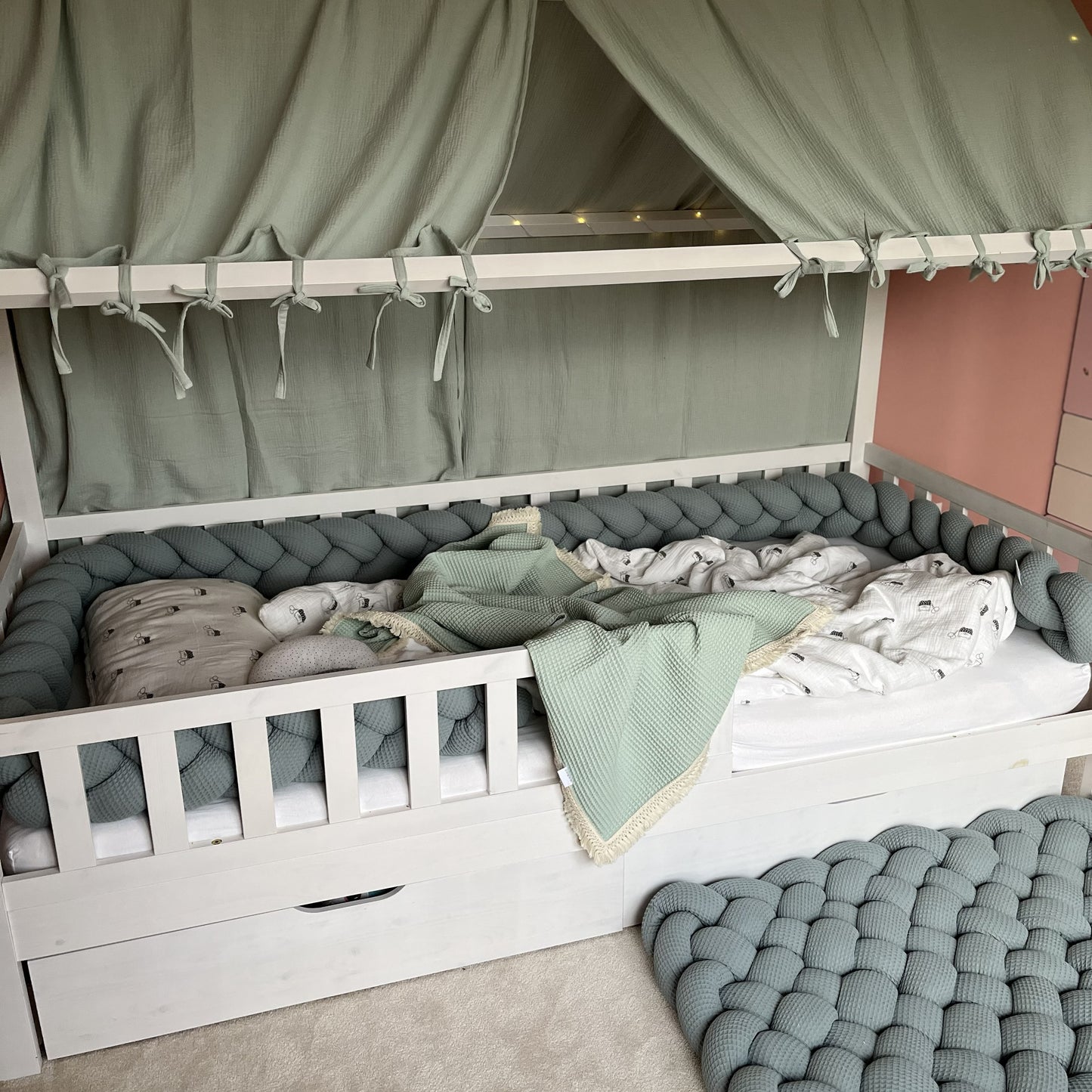 Geflochtene Bettschnecke / Bettschlange Waffelpique